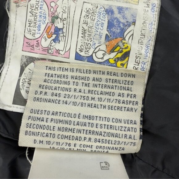 Moncler Size 6 US Kids Black Puffer Jacket with Fur Hood w/Flaws - Picture 11 of 16